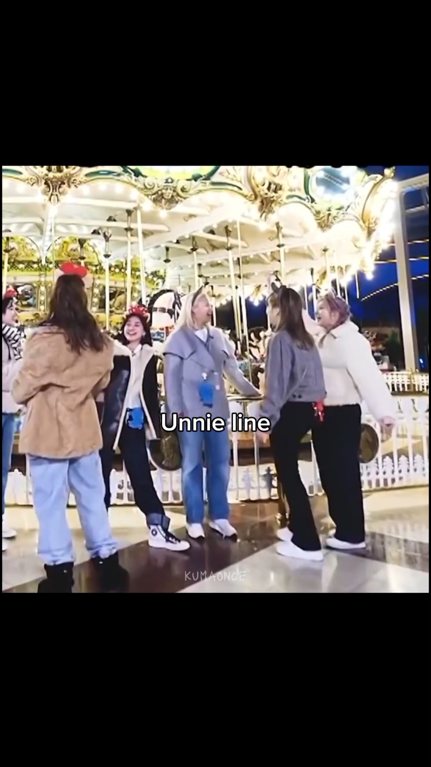 the difference between unnie line and maknae line #twice #mina #dahyun #chaeyoung #tzuyu 