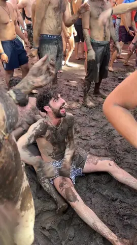 Just Happy People Dancing and Having Fun in the Mud at ZNA Gathering 🤣💦 #partypeople #psytrance #trancemusic #trance #festival #party #rave #dance #mud #dancefloor #happy #funny #fun #fyp #fy #foryou #klubikon