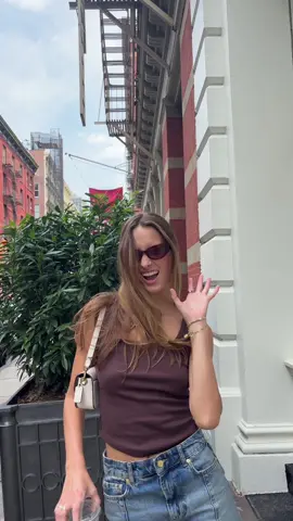 Has real good bantaaaaa ##LoveIsland