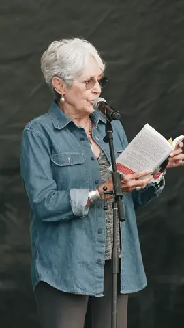 If anyone knows about setting stages on fire, it’s this woman. Thank you for all of your love and energy this weekend, #joanbaez! 🙌 #newportfolk2024 🎥: #sopaproductions 