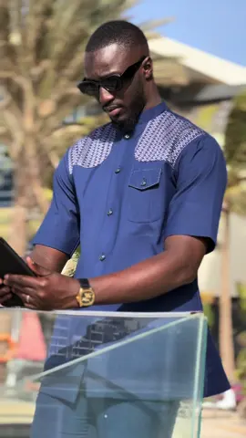 Mounir Moda, l’élégance dans la simplicité.  Modèle disponible dans votre showroom 𝐌𝐨𝐮𝐧𝐢𝐫 𝐌𝐨𝐝𝐚 🪡] 🪡. ☏: 77 257 26 27  ✆ 78 171 49 60 Merci pour la confiance🙏🏾 #beautiful #model #fashionstyle #fashion #modelshooting