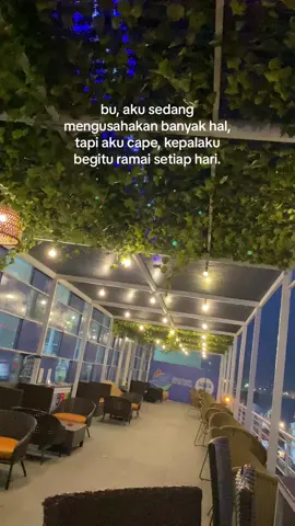 Seberat ini kah bu cobaanya 🥹#xyzbca #lewatberanda #foryou #dewasaitutakmudah😔 #galaubrutal 
