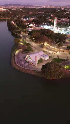 🚁✨ Vislumbre a beleza e a arquitetura icônica da Igreja da Pampulha, vista de cima! 🌟 Venha se encantar com esse patrimônio de Belo Horizonte. #fy #fyp #belohorizonte #drone #belohorizonte #igreja #droneshot 