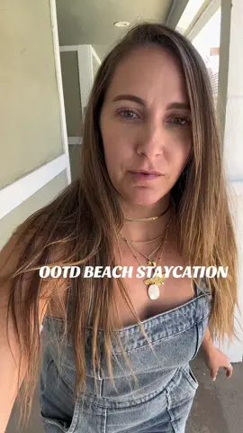 Beach staycation fit #toddlermom #momoutfits #ootdhijab 