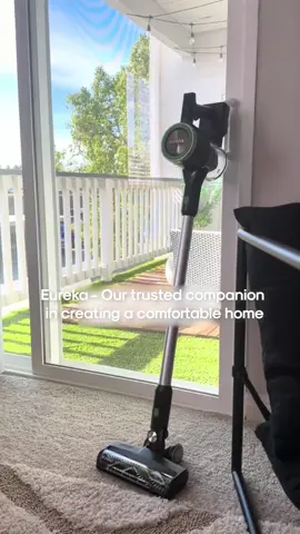 💨 Lightweight yet Powerful 💪 The Eureka RapidClean Ultra makes home cleaning a breeze! 🧹 Up to 40 minutes of runtime - tackle any mess, any time! 🕰️ #Eureka #EurekaClean #EurekaVacuum #RapidCleanUltra #viral #fy #CleaningTips