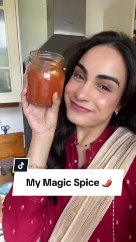I call this my magic spice!✨🌶️ Trust me my PCOS girlies 🦋 this spice is fanatastic! Its a great way to add some flavour and benefits at the same time! ✨ Also remember just add how much you can handle! 🥵 #pcos #fyp #health #cayennepepper #healthbenefits #pcosweightloss #metabolism 