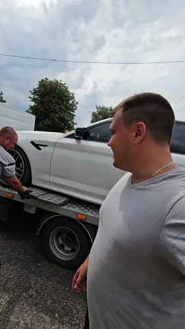 Авто з США🇺🇸 0️⃣9️⃣3️⃣0️⃣6️⃣7️⃣4️⃣7️⃣1️⃣7️⃣ Телефонуй нашим менеджерам для отримання більш детальної інформації або пиши в дірект та месенджери📲 Шукаєш авто🏎-звертайся в LeaderCarTrading  🩵Професійний підбір 💛Повний супровід 🩵Більше 5 років на ринку 💛Ремонт під ключ 🩵Власні площадки 💛Працюємо по всій Україні 🩵Два офіса Київ та Харків