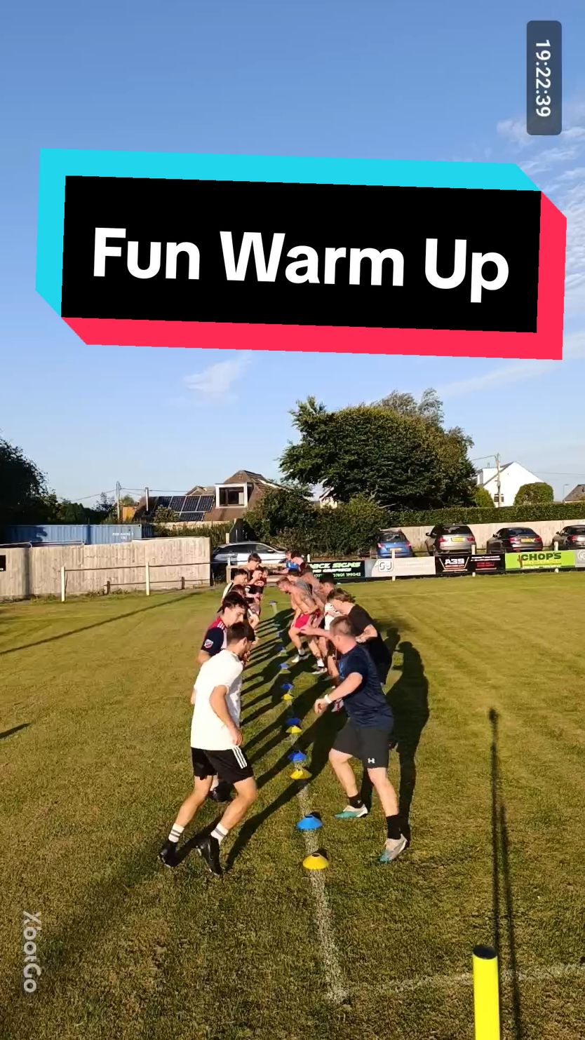 Give this fun warm up a try in your next session. #grassrootsfootball #footballcoach #soccerdrills #footballdrills #football #justplaysports 