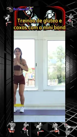 Treinao com mini band ##barrigachapada #gluteo #agachamento #emagrecimentoemcasa #emagrecimentorapido 