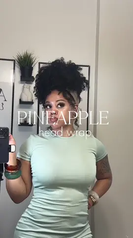 Old curls = pineapple hairstyle ✨🍍 with a head wrap. My favorite go to natural hair style. #naturalhairstyles #naturalhair #curlyhairstyles #headwrapstyle 
