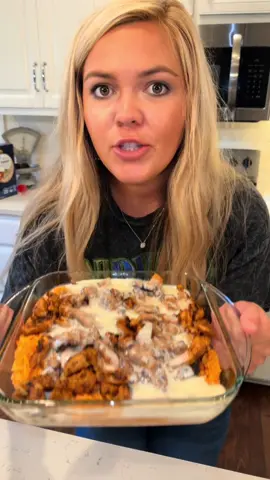 This is the best quick and delicious week night meal! Thank you @Jordan Martin for the recipe! 🫶🏻🫶🏻#easyweeknightmeals #5ingredientdinner #momtok #mexicanfood #CapCut #yum 