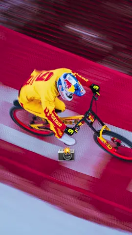 Uff 😮‍💨 si pestañeas pierdes 📸 - #RedBull #TeDaAaalas #BMX #Bike #Chie #🇨🇱 @Fabio Wibmer 