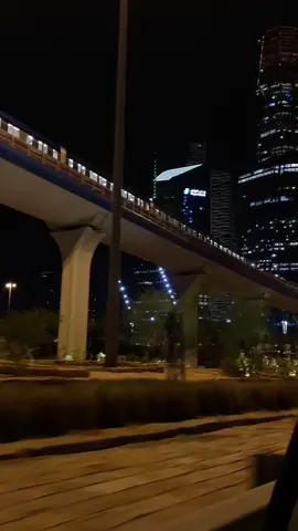 اهه مارق الرياض تالي الليل😢❤️#تصويري📸 #الرياض #اكسبلور #explore #ترند #شوارع_الرياض #الشعب_الصيني_ماله_حل😂😂 #ابراج_الماليه 