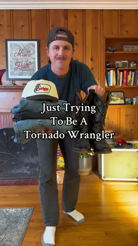 Consider this my application to be a Glen Powell sidekick #fyp #OOTD #styletips #mensfashiontips #mensfashionwear 