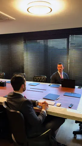Despachando! #advogado #criminalista #criminal #advocacia #diaadia #suits #harvey #lawyer #tribunal  #CapCut 