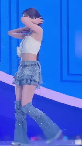 vai fazer 1 ano de amizade com a minha amg bibi 🤏🏼 ( amanhã #sana #fancam #morangosdaday 