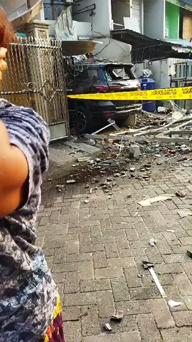 terjadi ledakan tabung gas di perumahan taman kencana Cengkareng Jakarta Barat 