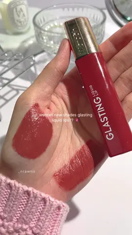 will be my fav daily glossy lips 🥹🫶🏻💗 this one new formula glasting so less sticky and more transferproof ! ><  #glastingliquidlip #wardahglastingliquidlip #wardah #lipmatte 