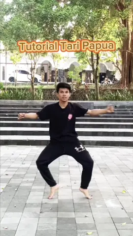 Tutorial Tari Papua untuk pemula. Selengkapnya bisa cek di Channel Youtube Fathir Seniman Tari. #tutorialtaripapua #tutorialtarianpapua #gerakantaripapua #tutorialtarisajojoaslipapua #taripapua #dance #trandingvideo #trandingtiktoik #trandingdance #viraldance #danceviral #indonesia #fyp #foryou 