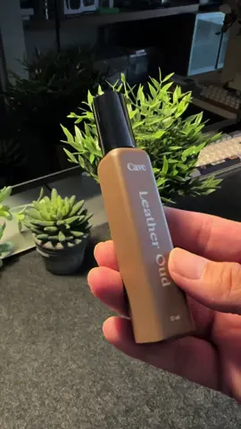 Parfum cave leather oud #parfumleatheroud #parfumcave #parfumpria #parfumtiktok #parfumrecomended #rekomendasiparfum #extratrafficsession 