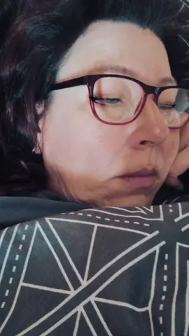 who else has that feeling? #fluffysarmy #menopauseawareness #menopause #womanover50 #fypシ #positivity #kindness #Love #tiktok #fyp #gratitude #bikerchicksoftiktok #shinysideup🤙 #beautysleep #morningvibes #morning #notsleeping 