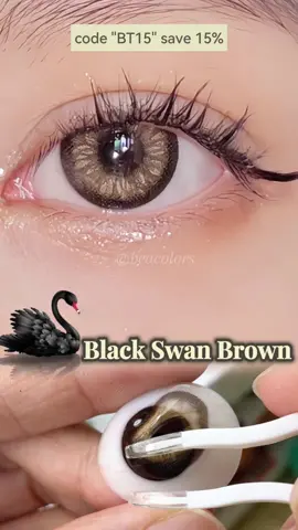 🦢✨ Black Swan Brown - This is too natural! 🦢✨ Subscribe @beacolors for more contact lenses 🥰 #beacolors #onlineshopping #coloredcontacts #lenses #NaturalBeauty#closeup #shorts#eyeshack