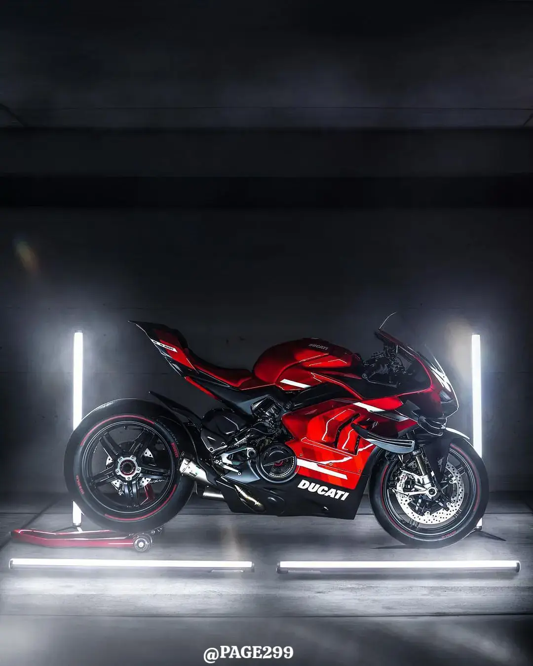 Ducati Superleggera V4 con xe ước mà khó được... #ducati #ducatisuperleggerav4 #moto #page299 #xuhuong #motorcycle #motorbike #biker #motosport #pkl 