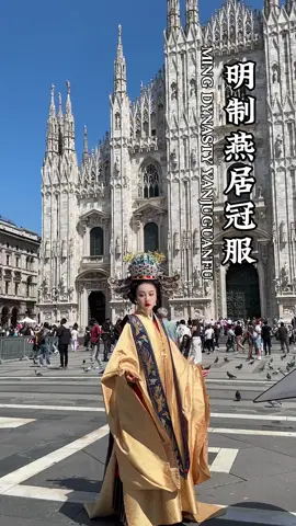WHAT THEY SAW IN MILAN?(Episode 8)#fpy #fpypage #chinese #hanfu #hanfu汉服 #china #trend 