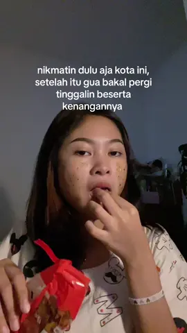 1 tahun lagi ko.. abis itu pindah kemana lagi yaa