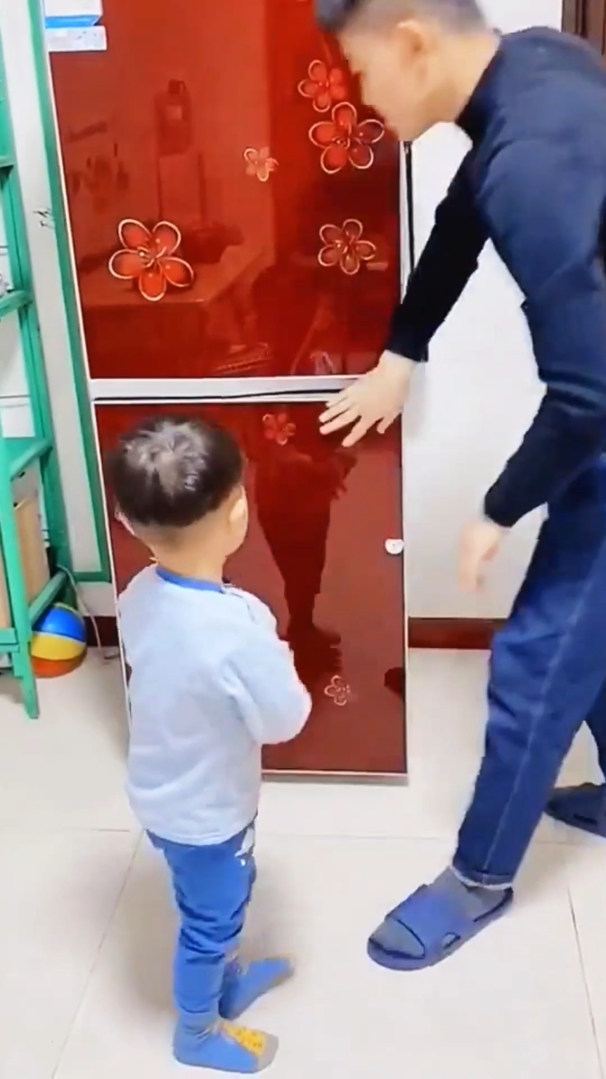 Kunci pengaman kulkas serbaguna #kuncikulkas #pengamankulkas #kuncipintu #penguncikulkas #penguncilemari #pengamanpintukulkas #kulkas #kulkasmini #fyp #tiktokshopindonesia #fyp 