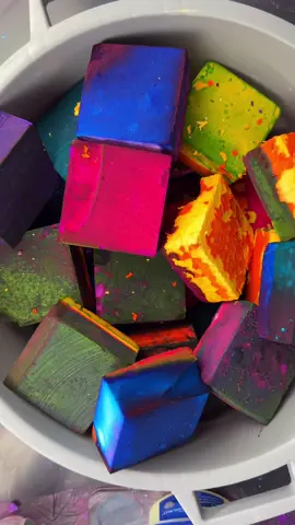 Double dyed blocks #crushing #asmr #asmrsound #crushingasmr #gymchalk #crushinggymchalk #chalkasmrvideo #chalk #satisfying #fyp #oddlysatisfying #dyedchalk #viral 