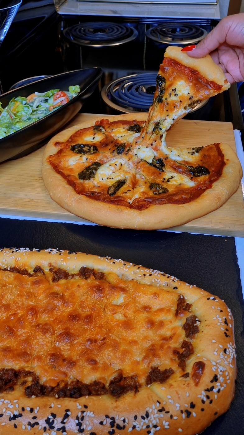 🍕🍕🍕 #susuinseattle🇺🇲 #thesusuway #pizzalover #pizza #habeshatiktok #eritreantiktok #ethiopian_tik_tok 