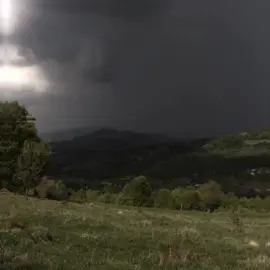 اكتب شيء تؤجر عليه 🤍 | القارئ محمد اللحيدان| سورة الحديد  ٱعۡلَمُوٓاْ أَنَّمَا ٱلۡحَيَوٰةُ ٱلدُّنۡيَا لَعِبٞ وَلَهۡوٞ وَزِينَةٞ وَتَفَاخُرُۢ بَيۡنَكُمۡ وَتَكَاثُرٞ فِي ٱلۡأَمۡوَٰلِ وَٱلۡأَوۡلَٰدِۖ كَمَثَلِ غَيۡثٍ أَعۡجَبَ ٱلۡكُفَّارَ نَبَاتُهُۥ ثُمَّ يَهِيجُ فَتَرَىٰهُ مُصۡفَرّٗا ثُمَّ يَكُونُ حُطَٰمٗاۖ وَفِي ٱلۡأٓخِرَةِ عَذَابٞ شَدِيدٞ وَمَغۡفِرَةٞ مِّنَ ٱللَّهِ وَرِضۡوَٰنٞۚ وَمَا ٱلۡحَيَوٰةُ ٱلدُّنۡيَآ إِلَّا مَتَٰعُ ٱلۡغُرُورِ #محمد_اللحيدان #النبرة_اللحيدانية #سبحان_الله_وبحمده_سبحان_الله_العظيم #اكسبلور #صلوا_على_النبي #الشيخ_محمد_اللحيدان_حفظه_الله #تلاوة_خاشعة #تلاوه_خاشعه #قران #تلاوه #تلاوات #اللهم_صل_وسلم_على_نبينا_محمد #quranrecitation #quran_alkarim #quran #islam #الله #allahuakbar #allah #القران_الكريم #القران #نوادر_التلاوات #اللحيدان #سورة_الحديد 