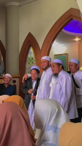 Perjumpaan Sayyid Haidar dengan Habib Syaikh #masukberanda #syechermania #JelajahMerdeka #fyp #arabicsong #zahirmania #majlis 