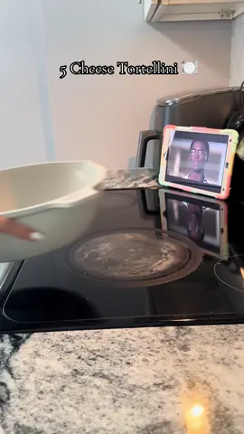 Yesterdays dinner was DELICIOUS 😍  You have to try it!  #cook #cooking #cookingathometiktoktv #cookwithme #cookdinnerwithme #Recipe #recipes #recipesoftiktok #pasta #pastatiktok #pastarecipe #pastalover #cocina #cocinando #cocinandoando #cocinaentiktok #recetas #recetasfaciles #recetastiktok 