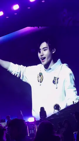 240428 Fate+ in Tacoma | What makes you beautiful cre: ilaaa #enhypen #heeseung #sunghoon #jay #jake #sunoo #jungwon #ni_ki 