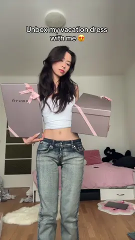 Dream dress🥹 #fyp#fypシ゚#foryou#foryoupage#pourtoii#furdich#protebe#haul#unboxing#houseofcbdress#houseofcb#dress#dreamdress#beachdress#trending#fashiontiktok  