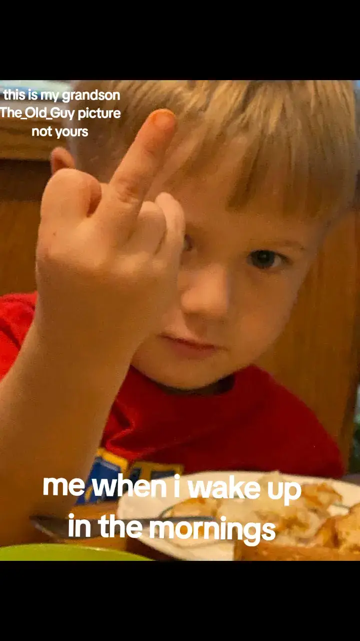 He did this while we were eating breakfeast #Funny#fyp