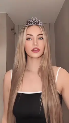 Holuuu//rares de tati con calidad y corona#raresdetati #raresasthetic #paratiiiiiiiiiiiiiiiiiiiiiiiiiiiiiii #parati #tati@TikTok España 
