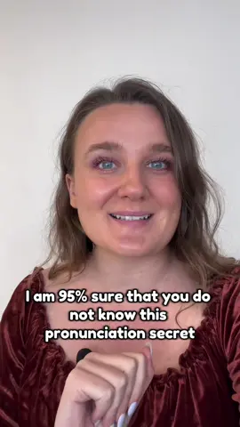 🔗 CLICK THE LINK IN MY BIO to start improving your accent with me! On my course, we will learn everything that you need to reduce your accent and even speak with more of a British accent! (my accent - Modern Received Pronunciation) 🇬🇧  Did you know this rule? This is part of vowel-vowel linking. When a word ends in /i:/ and the next word begins with a vowel sound, we link them with a “y” sound (in IPA it is written /j/).  #britishaccent #connectedspeech #britishpronunciation #britishaccentcoach #ingles #learnenglish #pronunciationcourse 