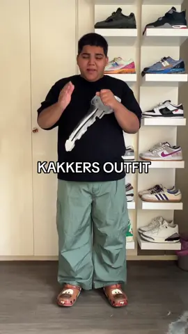 TAG DE GUY DIE DEZELFDE OUTFIT 24/7 DRAAGT!! #fyp #viral #khalieloe #fypage @Exile.clothing @Anthony Kruijver Fashion 