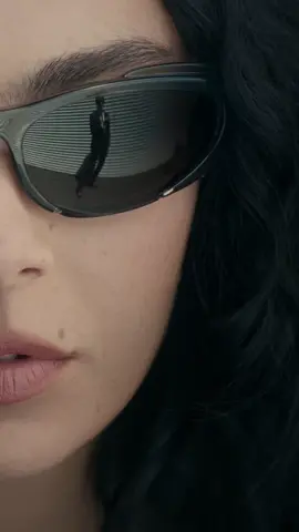 “Guess” FEATURING ME OUT 3PM PT TODAY @Charli XCX 