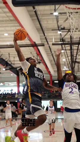 🚨 COLLEGE COACHES RECRUIT THIS YOUNG MAN ASAP🚨 WILL RAY @will- NASTY HEAD TAP POSTER 😳😳😳 #MGESQUAD #GrindHouseBasketball #iTrainWithMarcusWalker #FemaleBallersBeenDope #Basketball #BasketballTraining #BasketballPlayer #BasketballNeverStops #BasketballTrainer #BallIsLife #Sports #NCAA #WNBA