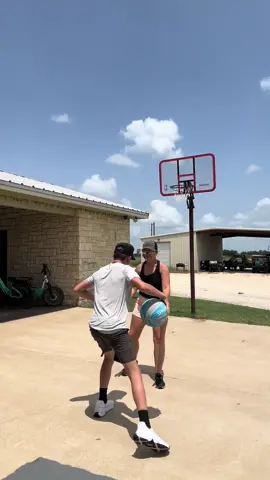 Believe it or not I’m missing the 75 times a day I get asked to ball. 😢😂 #Basketball #Streetball #MotherSon 