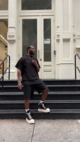 Just a simple black fit with the ricks #foryou #fyp #fashiontiktok #OOTD #mensfashion #outfitideas #streetwear #rickowens #nyc 