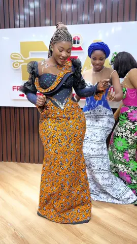 FEA Lagos upgrade students💃💃💃💃💃 Common now this is so beautiful  The assignment was on 100% couture and mermaid skirt  And they over delivered We are so proud of you all🥰🥰🥰🥰