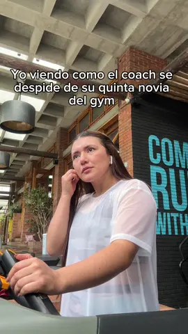 Esos entrenadores se pasan de coquett jajaja🤣🤪 • Menciona al tuyo!  #gymrat #GymTok #comedia #gymcomedy #entrenadorpersonal #entrenador #coach #coquette 
