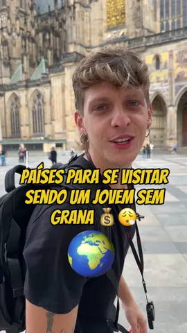 Lugares para se visitar sendo jovem com pouco dinheiro  Lembrando que ser jovem não tem idade 💕 E todos esses destino já visitei mais de 1 vez  . 1° - República Tcheca 🇨🇿 e Hungria 🇭🇺  Além da nossa moeda  valer um pouco mais, como:   R$1,00 = 4 Coroas tchecas  R$ 1,00 = 62 Florim húngaros As hospedagens nesses países são bem econômicas, conseguindo achar por menos de R$ 100,00 a diária   sem contar a vida noturna que é MUITO boa, e uma viagem assim foge do tradicional, 2° - Peru 🇵🇪  Um dos meus países favoritos, a comida e hospedagem em Cusco por exemplo, consegue ser mais barata do que em qualquer cidade do Brasil, dependendo de onde for comer e se hospedar  As paisagens são surreais, e a vida noturna não fica de fora! Tem eventos todas as noites em diversos bares. Já fui 4x e super recomendo.  3° -  Malta 🇲🇹  Malta é um país da Europa, e por mais que a moeda oficial seja o euro, você consegue manter uma viagem bem econômica, e aproveitando muito.  Existem diversos hotéis e hosteis por menos R$150 a diária por pessoa,  Você consegue Aproveitar as praias incríveis desse país durante o dia, e curtir muito durante a noite. . Curtir? Me segue para mais dicas de viagem ✈️ ➡️Bora viajar em grupo? Minha empresa tem diversos grupos disponíveis para 2025 