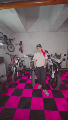 Cambié mi parqueadero 😱 @Multi Packing #moto #motorcycle 