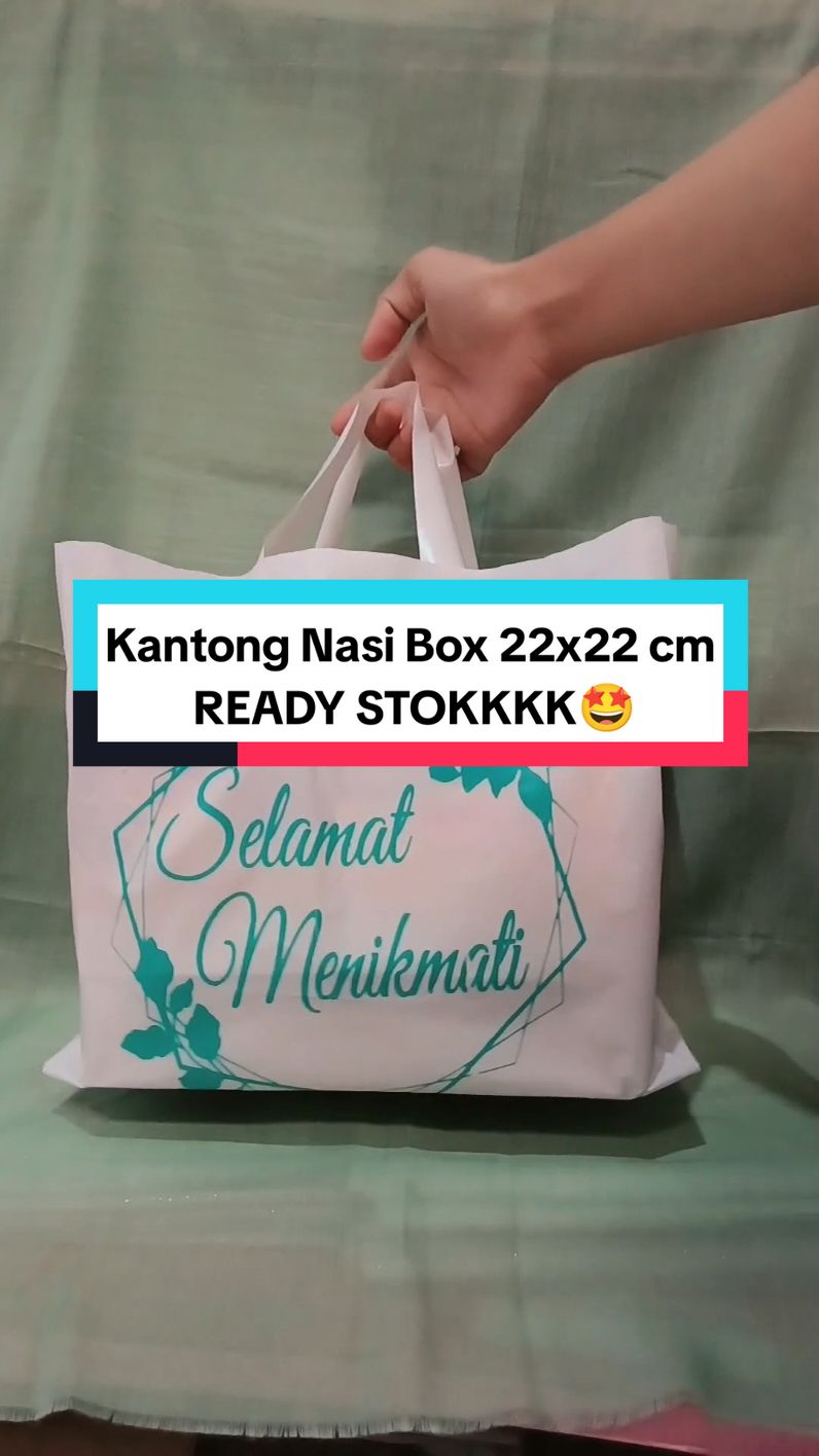 Kantong Plastik Nasi Box Ukuran 22x22 sudah ready ya ka, tersedia variasi Selamat Menikmati, Thank You Khitanan, Happy Wedding ..  cek keranjang kuning now 🛍️😍 #kantongplastikmurah #kantongplastikmotif #plastikbelanja #nasibox #wedding #hajatan #plastic#Syukuranalhamdulillah #nasikotak #Plastik Ukuran 15×23muat Untuk Apa Saja 